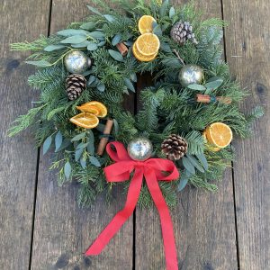 Smaller traditional wreath